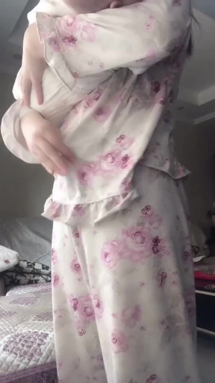 这个动作真的只有当过妈妈的人才懂...